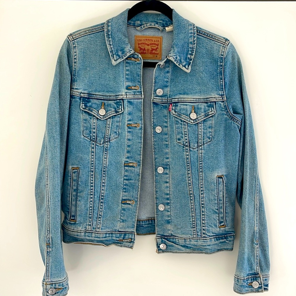 Women’s Jean Jacket